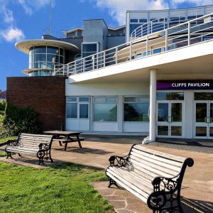 cliffs pavillion outside view