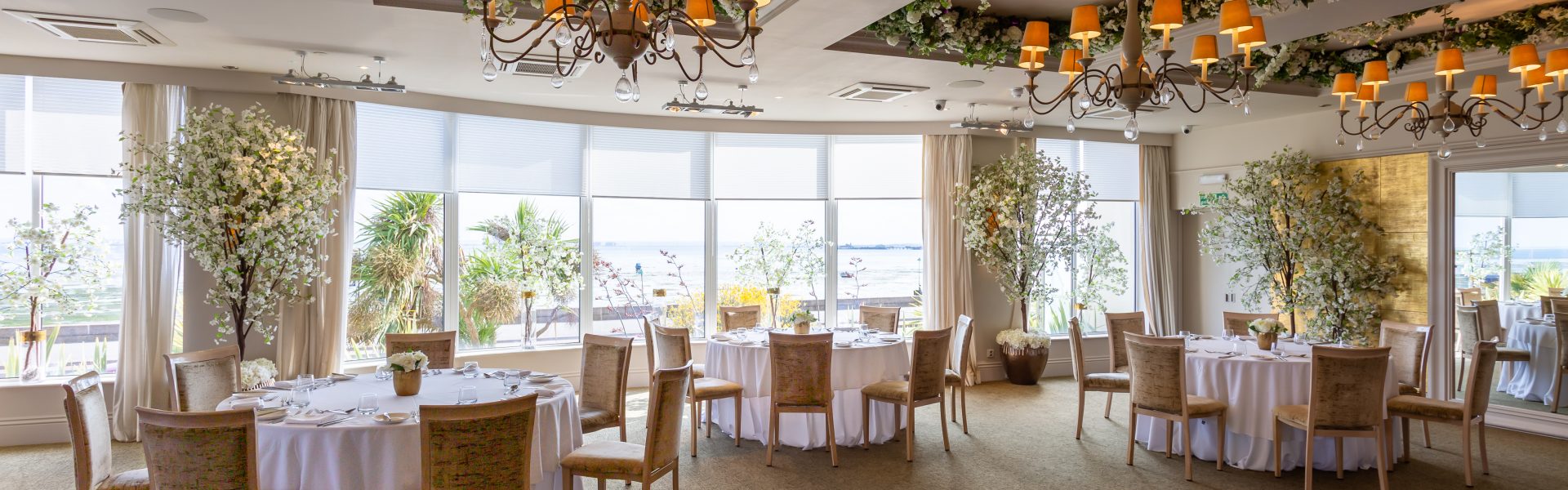 tides ballroom in roslin beach hotel